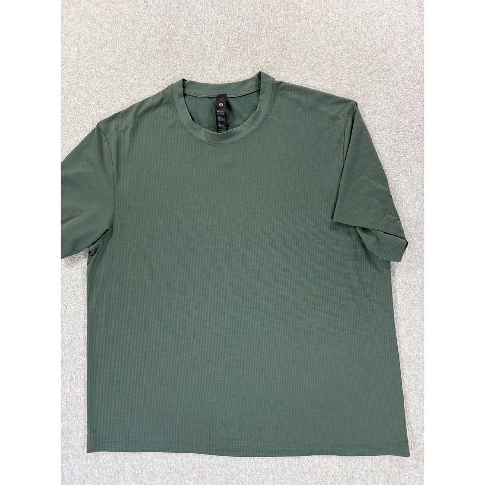 Lululemon Metal Vent Short Sleeve Crew Athletic Shirt (Men's Large) Green